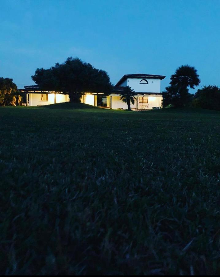 Villa Sarda 아세미니 외부 사진